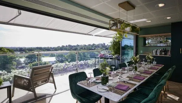 Centre Court Skyview Suites